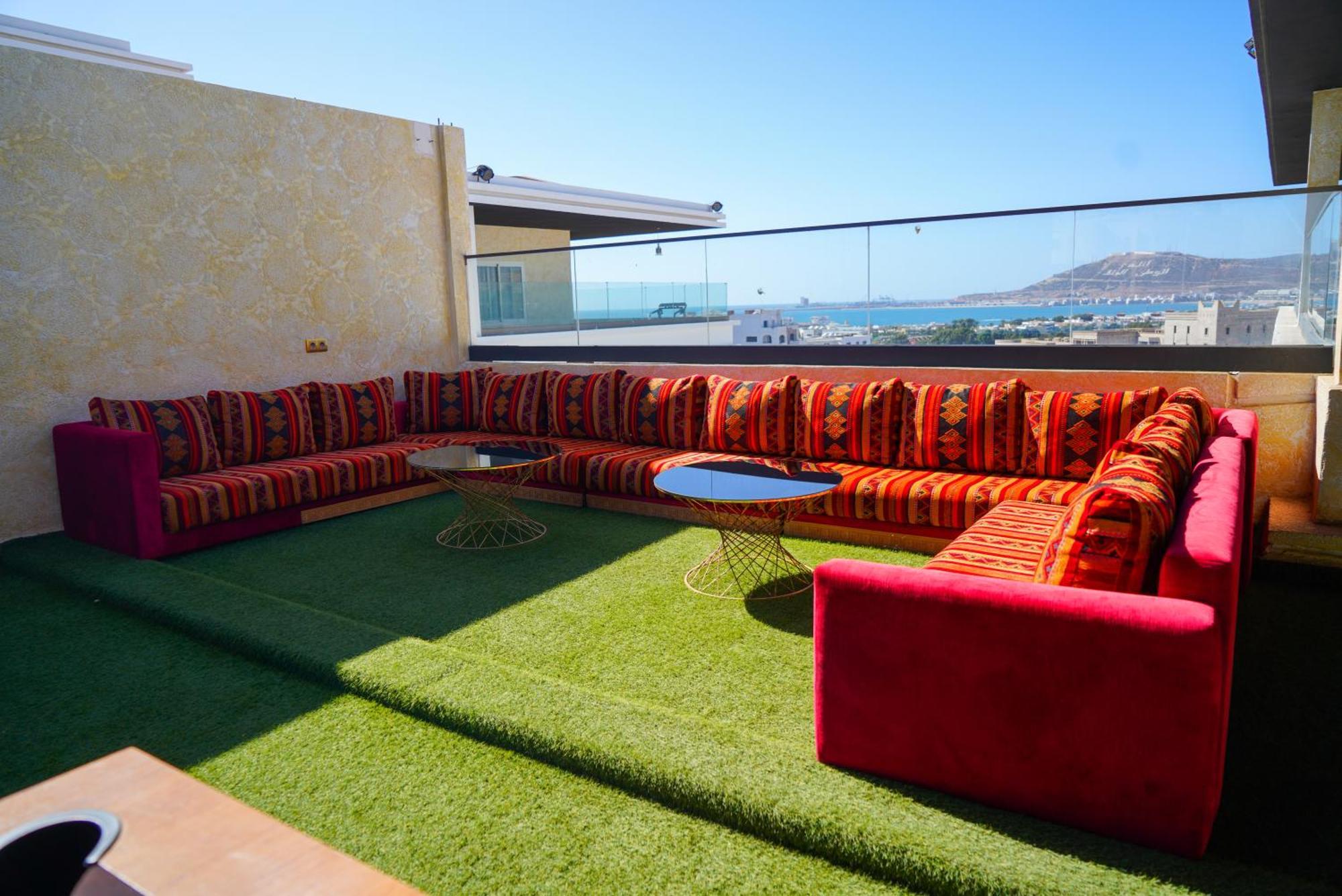Great Holiday Apart-Hotel & Penthouse Agadir Bagian luar foto